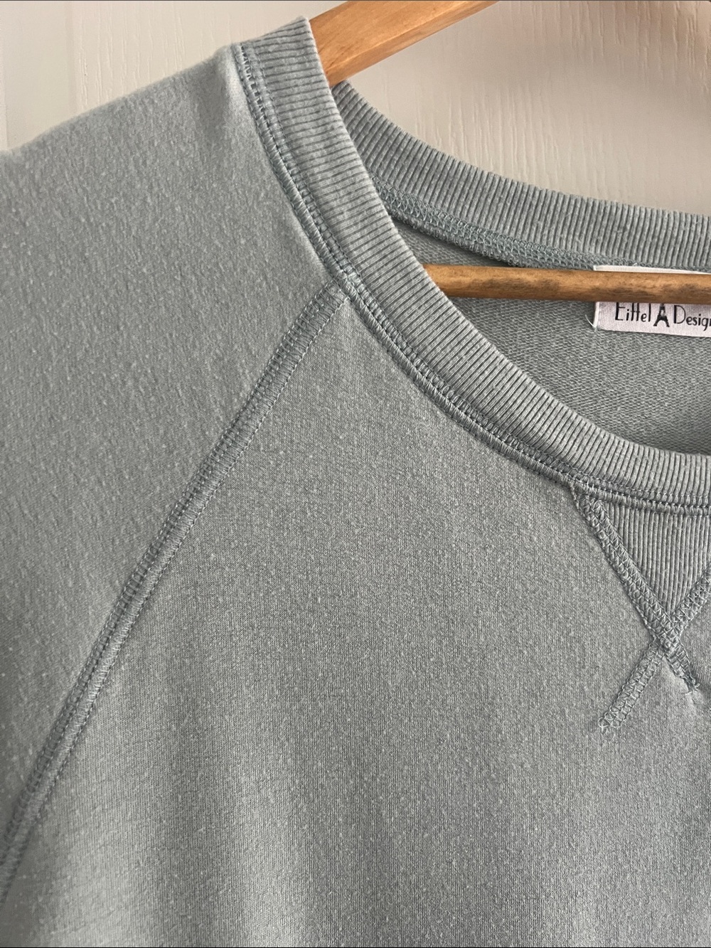 Women's Crewneck Sweater - Light Sage Green/blue